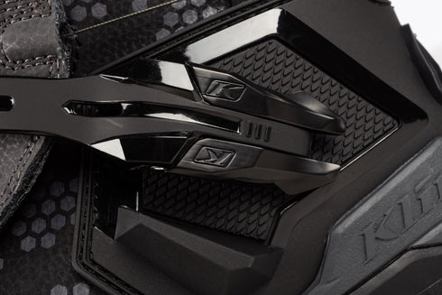 ADVENTURE GTX BOOT 8 STEALTH BLACK